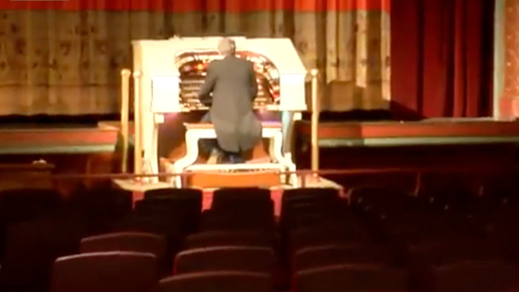 The Heights Theater fell into disrepair in the late 1990s. Now it's turning 100. — WCCO / CBS Minnesota, Robbinsdale Arts news