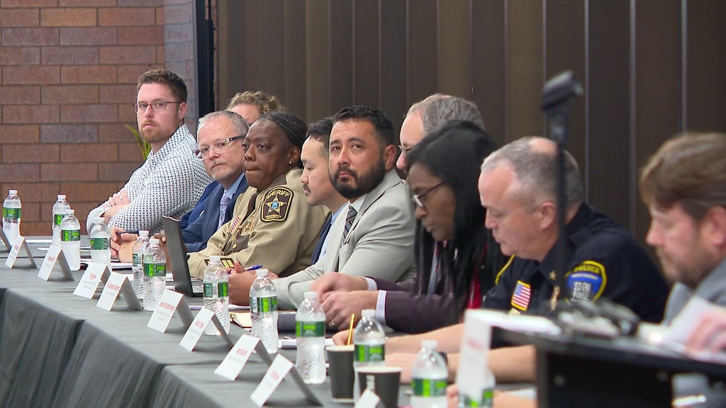 Eden Prairie school, law enforcement leaders hold community meeting weeks after homecoming shooting — Robbinsdale Schools news