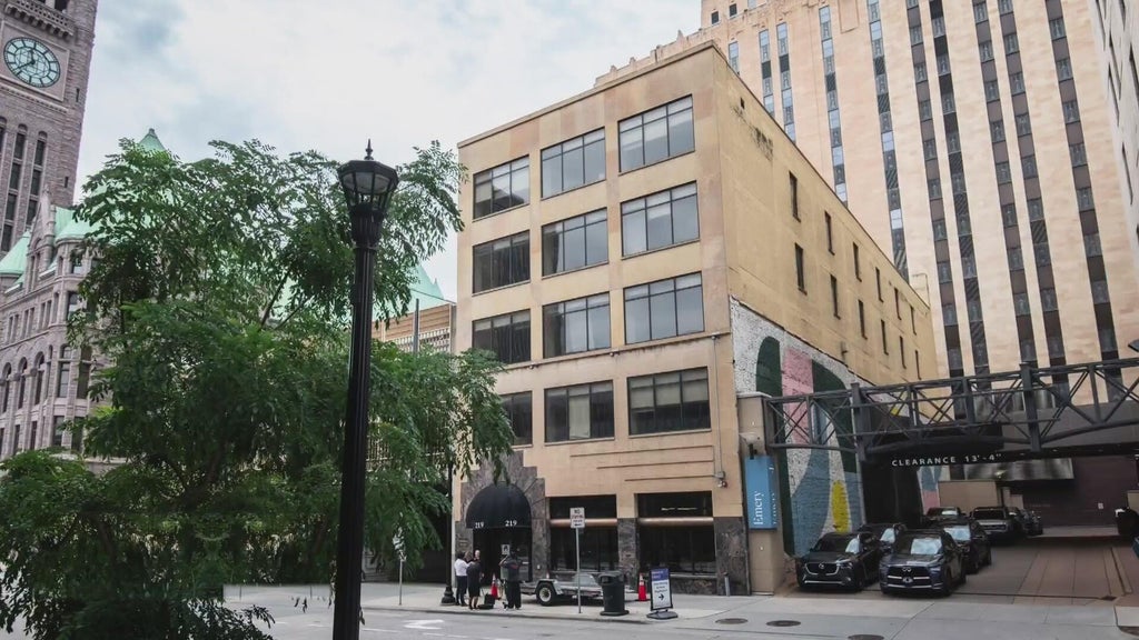 CEO who experienced homelessness as a child opens new Minneapolis family shelter — WCCO / CBS Minnesota, Robbinsdale Government news