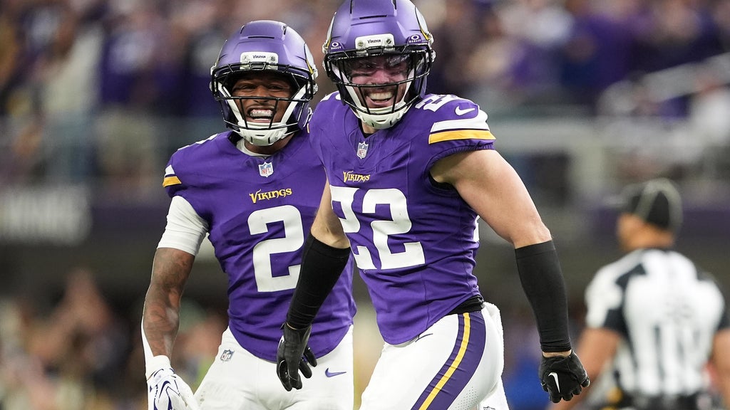 Vikings defense clamps down on Daniel Jones and the Colts for a 16-10 victory to stay undefeated — WCCO / CBS Minnesota, Robbinsdale Arts news