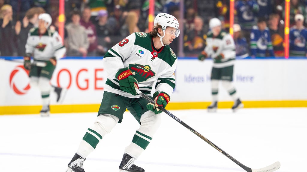 Quinn Hughes has goal, assist in his Vancouver return in Wild's 4-2 victory — WCCO / CBS Minnesota, Robbinsdale Sports news