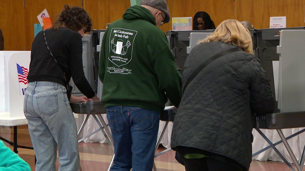 Minneapolis seeing "very high" early voter turnout ahead of next week's midterms — Robbinsdale Community news