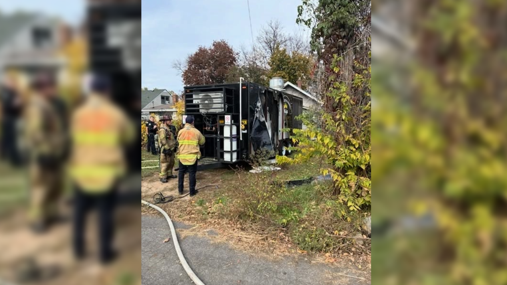 3 adults hospitalized after fire at food truck on St. Paul's east side — WCCO / CBS Minnesota, Robbinsdale Dining news