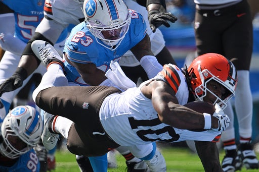 Chicago Bears acquire DT Jeffery Simmons in trade with the Tennessee Titans, AP source says — Robbinsdale Business news