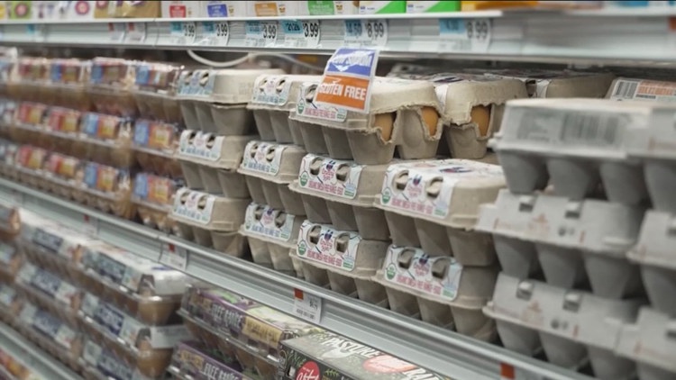 Bad vibes or big warning? The disconnect between consumer sentiment and actual spending keeps growing — KARE 11 Local, Robbinsdale Community news
