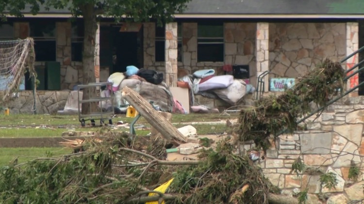 Camp Mystic bankruptcy case heads back to court as judge weighs future of camp and families' lawsuits — KENS 5 (San Antonio), Robbinsdale Community news