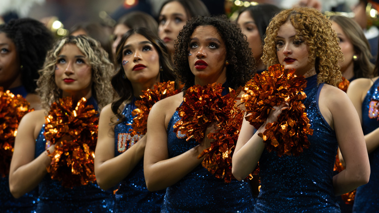 Here's what we know about the service member who fell at the UTSA football game — KHOU 11 (Houston), Robbinsdale Sports news