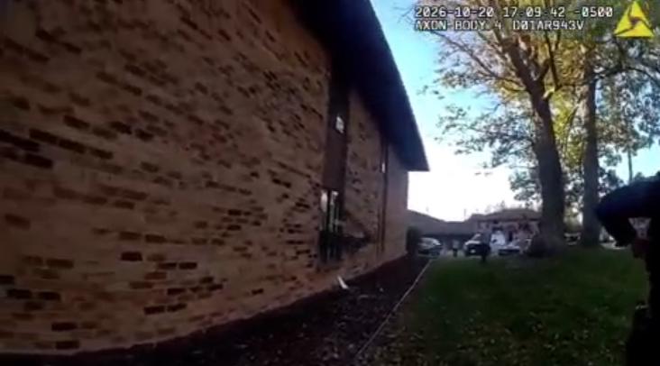 Watch: Deer seen crashing through apartment window in Wisconsin — FOX 9, Robbinsdale Community news