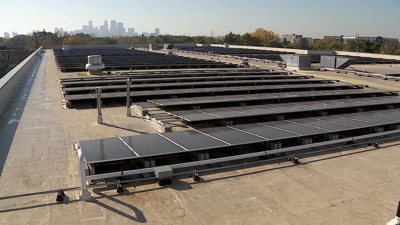 Minnesota nearing 400 solar-powered schools, 23 electric school buses purchased — FOX 9, Robbinsdale Schools news