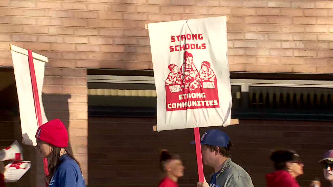 St. Paul Public Schools board delays vote on midyear teacher cuts — FOX 9, Robbinsdale Schools news