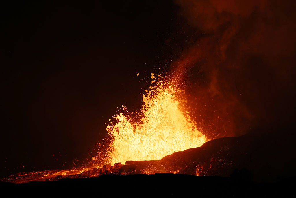 Kīlauea volcano activity prompts trail closures at popular Hawaii national park — FOX 9, Robbinsdale Schools news
